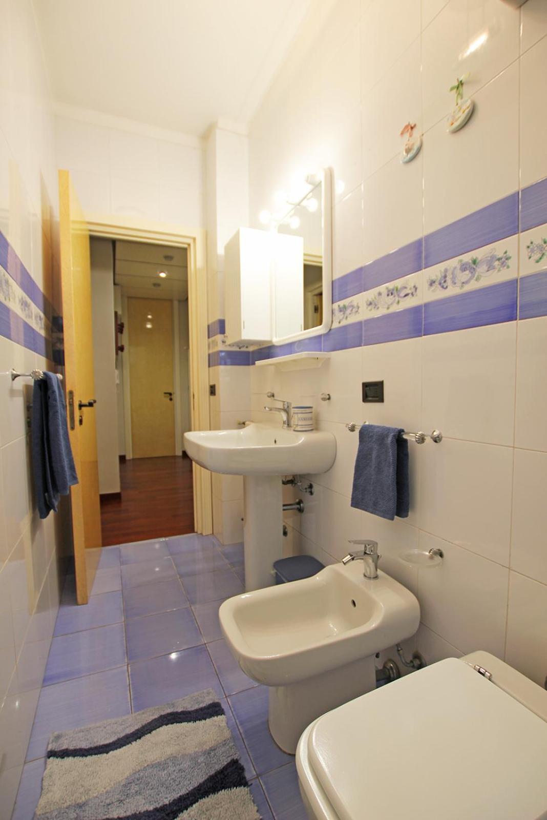Casa Garruba Central Station Бари Экстерьер фото
